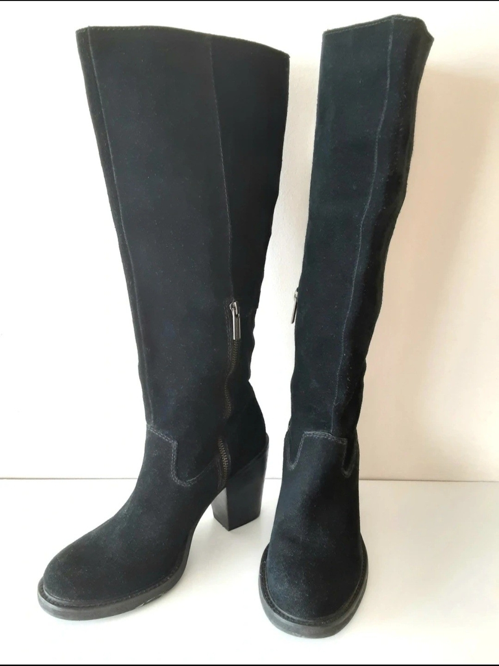 Calvin Klein Genuine Suede Leather 3 inch Heel Boots, Women Sz 9